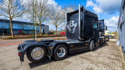 20260329-Tom-Holding-00362